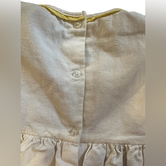 WELL DRESSED WOLF 3T Smocked dress, Yellow & White. Puff Sleeve, Pockets, Bows! - Picture 9 of 10